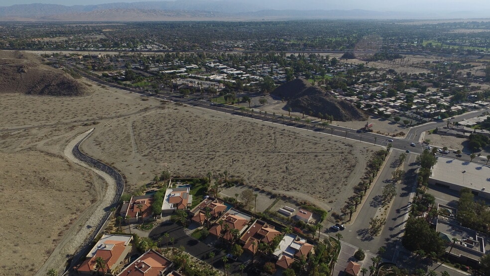 Highway 111 & Mirage Cove Rd, Rancho Mirage, CA for sale - Aerial - Image 1 of 2