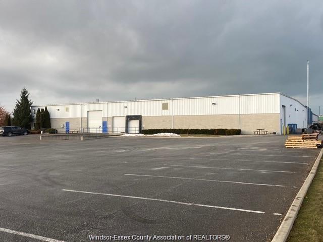 434 Jutras Dr N, Windsor, ON à vendre Photo principale- Image 1 de 1