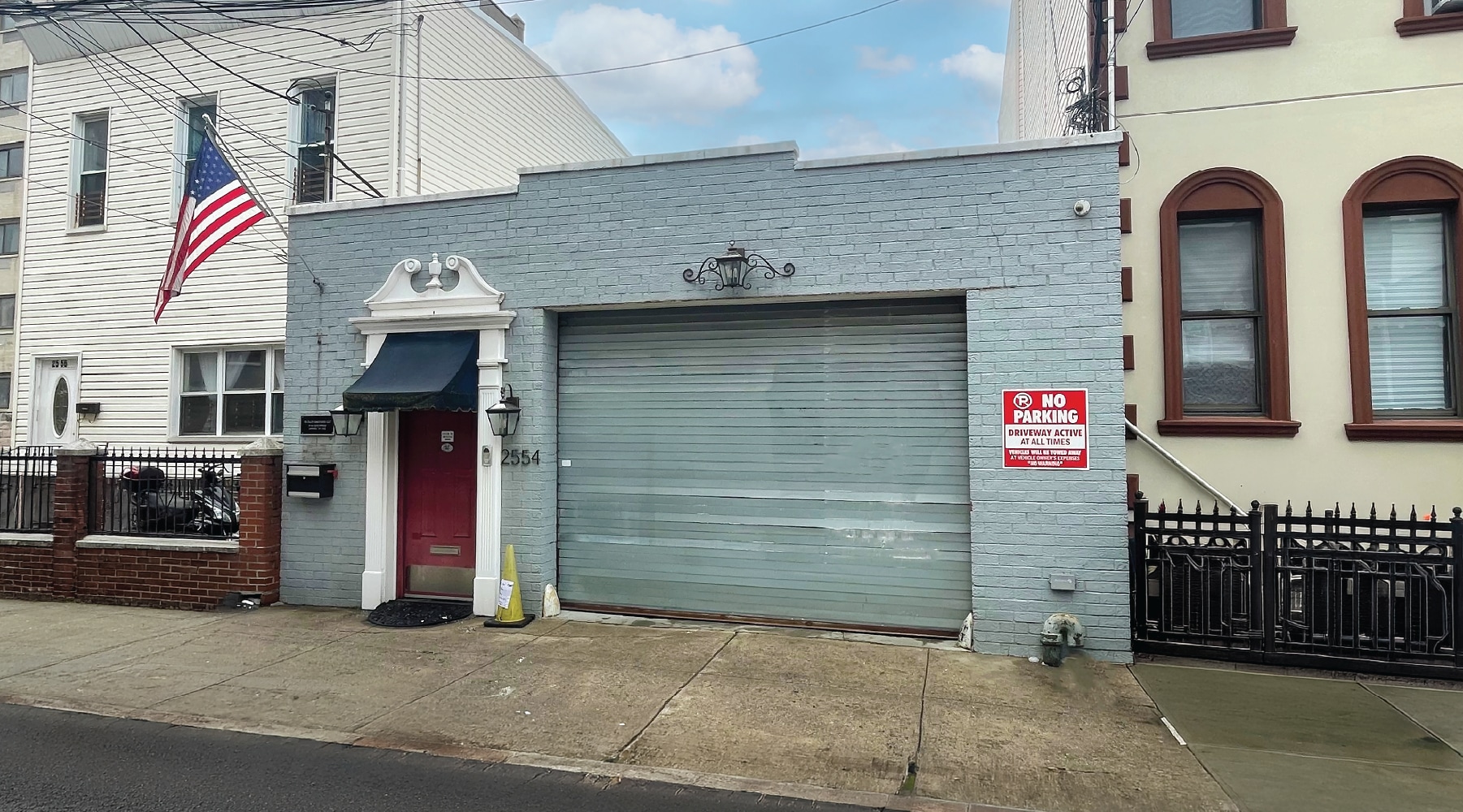 2554 22nd St, Astoria, NY for lease Building Photo- Image 1 of 8