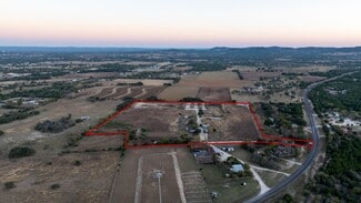 Plus de détails pour 21.4 +/- AC on FM 1077, Bandera, TX - Sports et divertissement à vendre