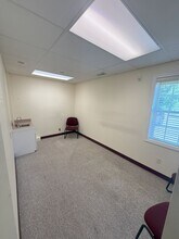 5 Durham Rd, Guilford, CT for lease Interior Photo- Image 1 of 5