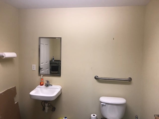 48 Commerce Ln, Freeport, FL à louer - Photo intérieure - Image 2 de 14