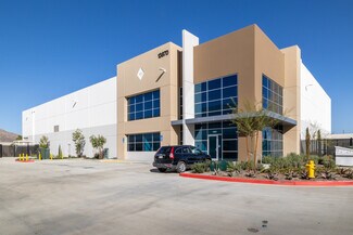 Plus de détails pour 13870 Old 215 Frontage Rd, Moreno Valley, CA - Industriel à vendre