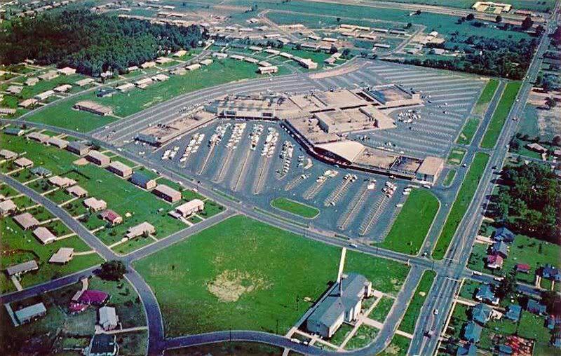 500 E Patton Ave, Montgomery, AL à louer - Photo du bâtiment - Image 2 de 10