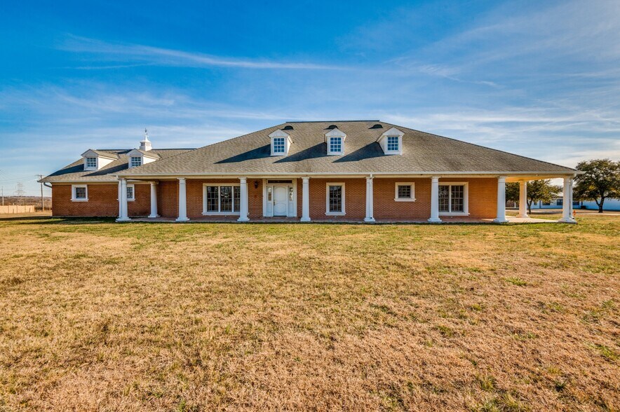 19966 FM 740, Forney, TX à vendre - Photo du bâtiment - Image 3 de 43