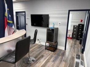 507 W Innes St, Salisbury, NC à vendre Photo intérieure- Image 2 de 9