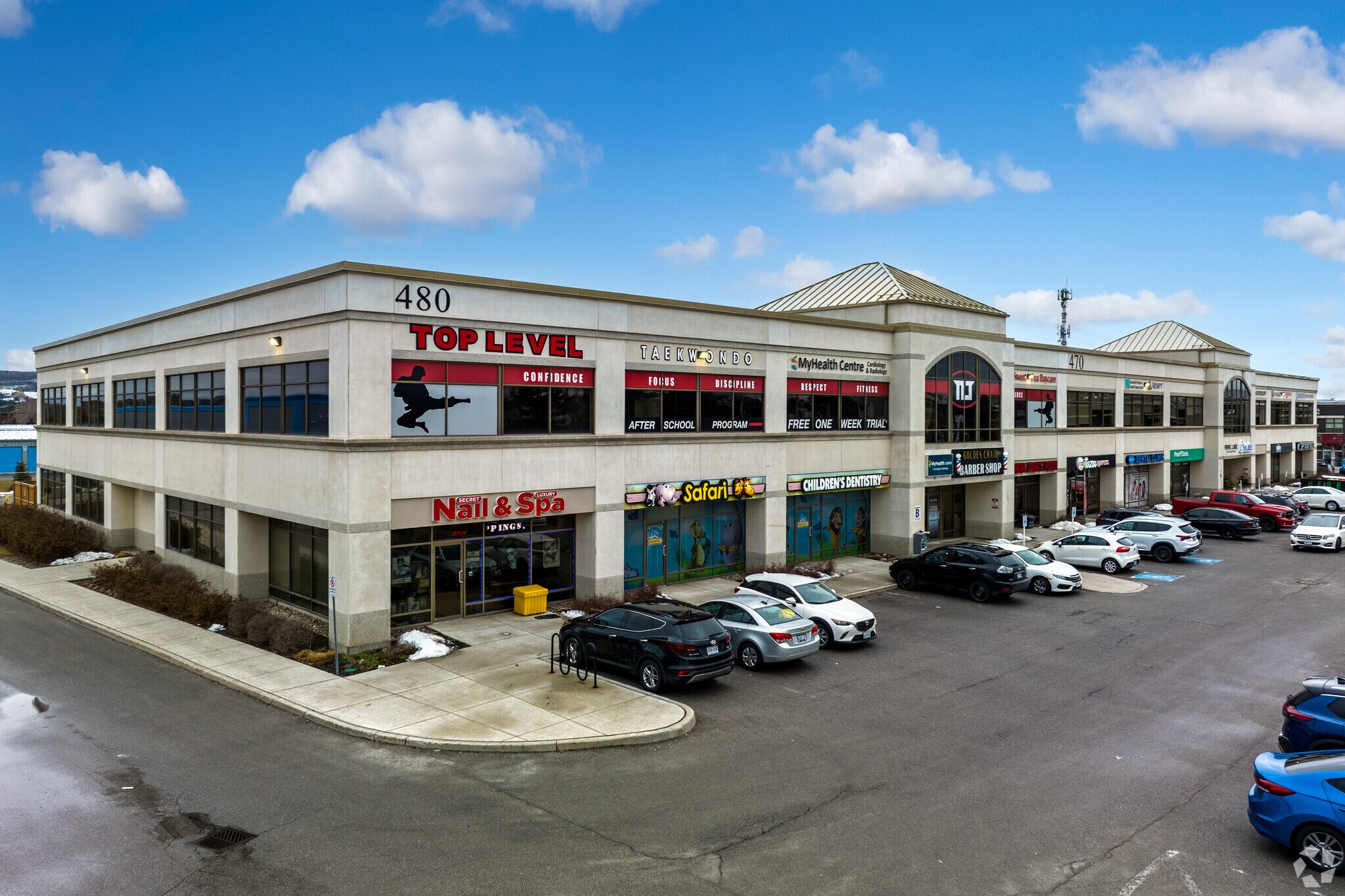 470-480 Bronte St S, Milton, ON à vendre Photo du bâtiment- Image 1 de 1