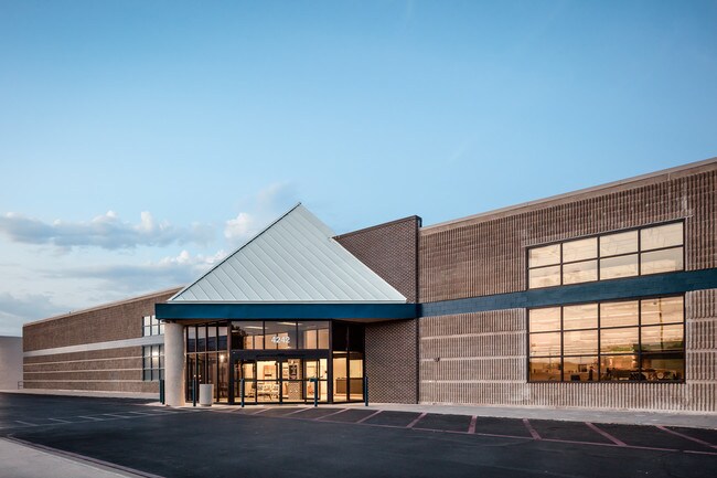 More details for 4242 Sunset Dr, San Angelo, TX - Office for Sale