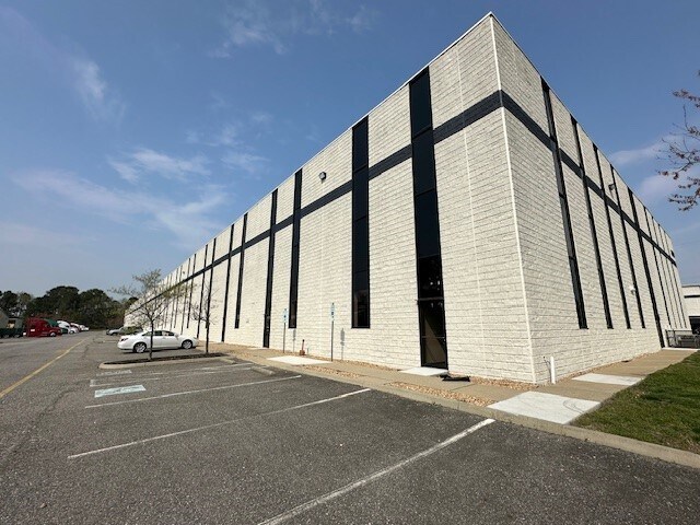 3804 Cook Blvd, Chesapeake, VA à louer Photo du bâtiment- Image 1 de 5