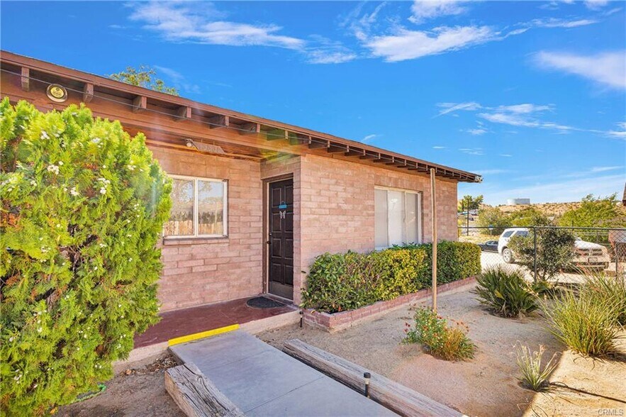 15521-15531 4th St, Victorville, CA à vendre - Photo du bâtiment - Image 2 de 27
