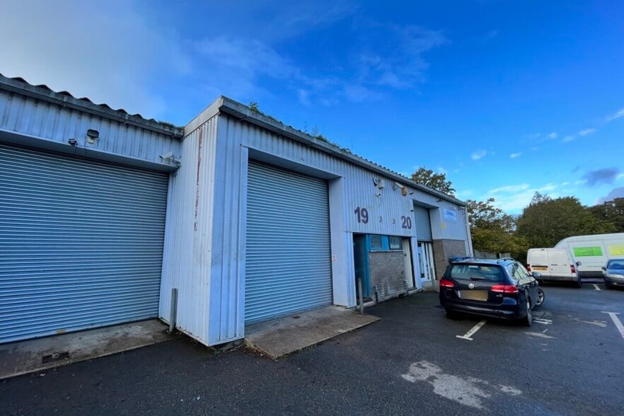 Newton Rd, Kingsteignton à louer - Photo du bâtiment - Image 2 de 2