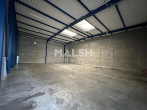 Flex dans Décines-Charpieu à louer Photo intérieure- Image 2 de 3