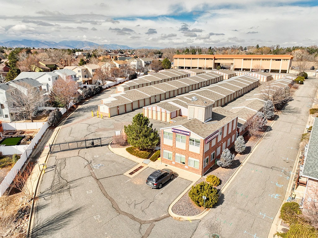 The Arvada & Aurora Storage Portfolio portfolio of 2 properties for sale on LoopNet.ca Primary Photo- Image 1 of 9