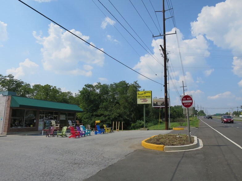 2441 Baltimore Blvd, Finksburg, MD à louer - Photo du bâtiment - Image 3 de 10