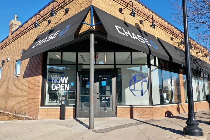 1100 Franklin Ave E, Minneapolis, MN à vendre - Photo du bâtiment - Image 2 de 4