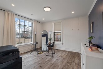 841 S Cooper St, Memphis, TN à louer Photo intérieure- Image 2 de 2