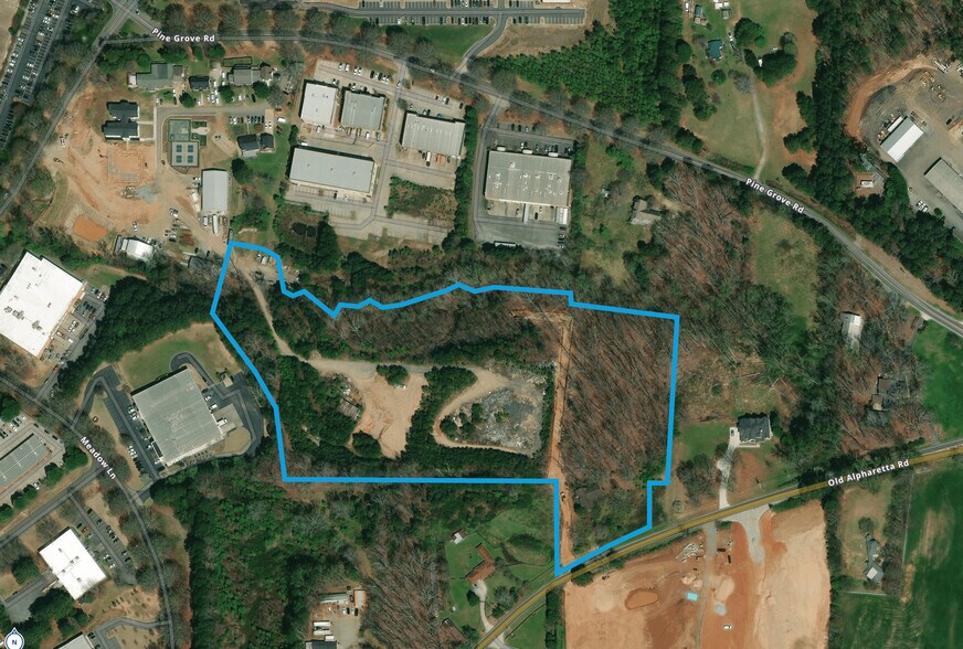 690 Old Alpharetta Rd, Alpharetta, GA à louer - Photo du bâtiment - Image 2 de 2