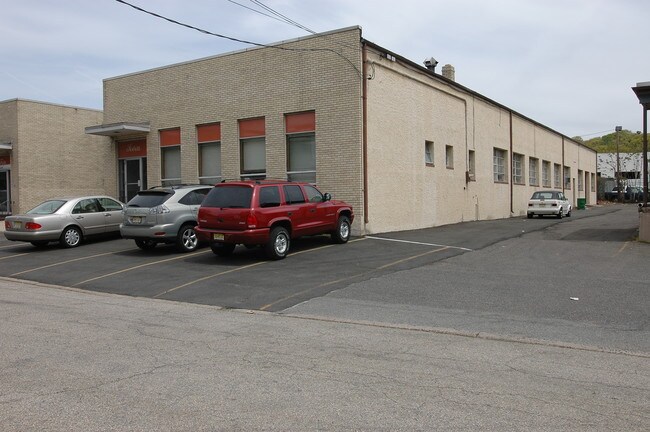 Plus de détails pour 5-7 Valley St, Hawthorne, NJ - Industriel à louer