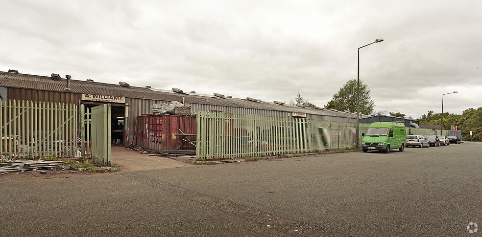 Pilling Pl, Skelmersdale for lease - Building Photo - Image 3 of 3