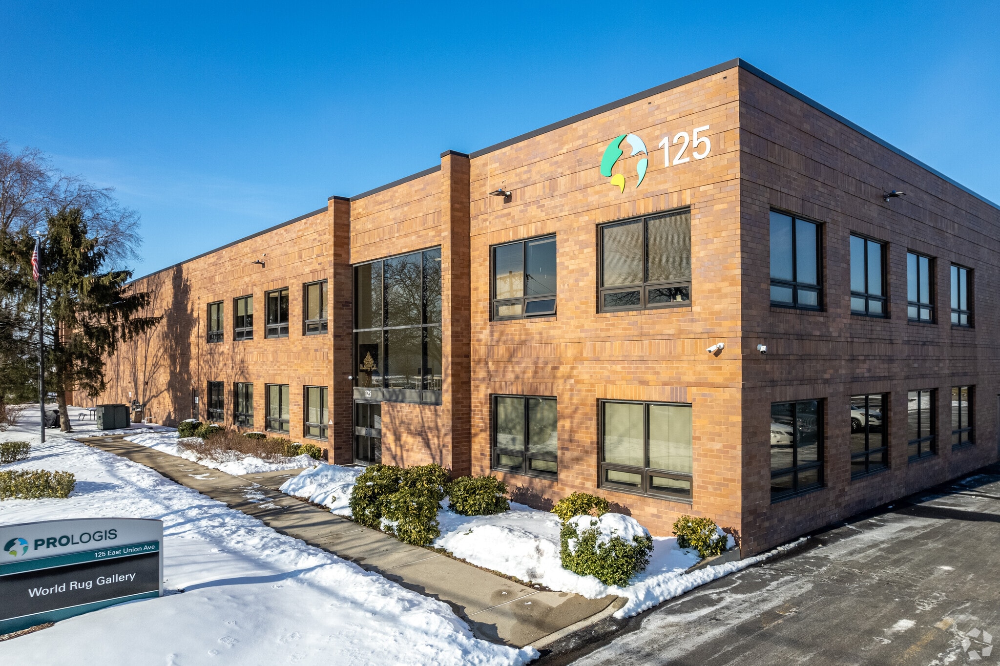 125 E Union Ave, East Rutherford, NJ for lease Primary Photo- Image 1 of 5