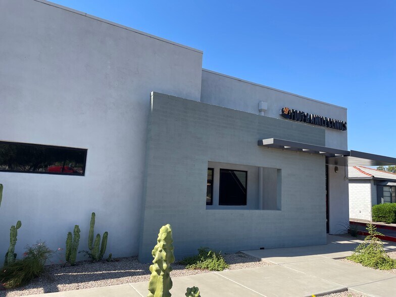 2942 N 7th Ave, Phoenix, AZ à vendre - Photo du bâtiment - Image 3 de 12