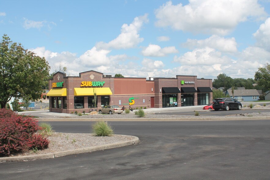 18001 E US Highway 24, Independence, MO à louer - Photo du bâtiment - Image 3 de 3