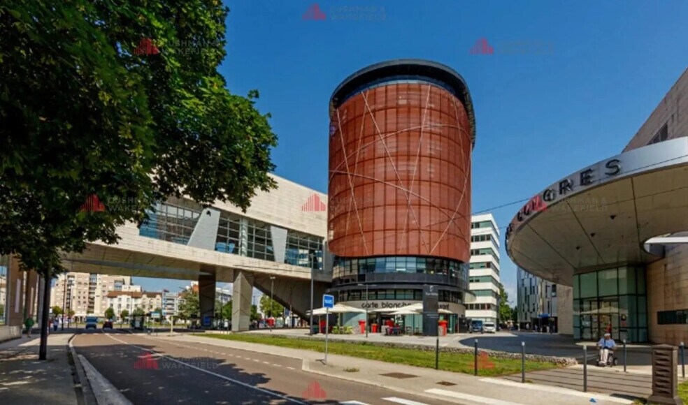 Bureau dans Dijon à louer - Photo du bâtiment - Image 3 de 4
