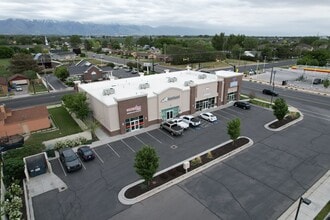 3024 W 300 N, West Point, UT for lease Interior Photo- Image 2 of 5