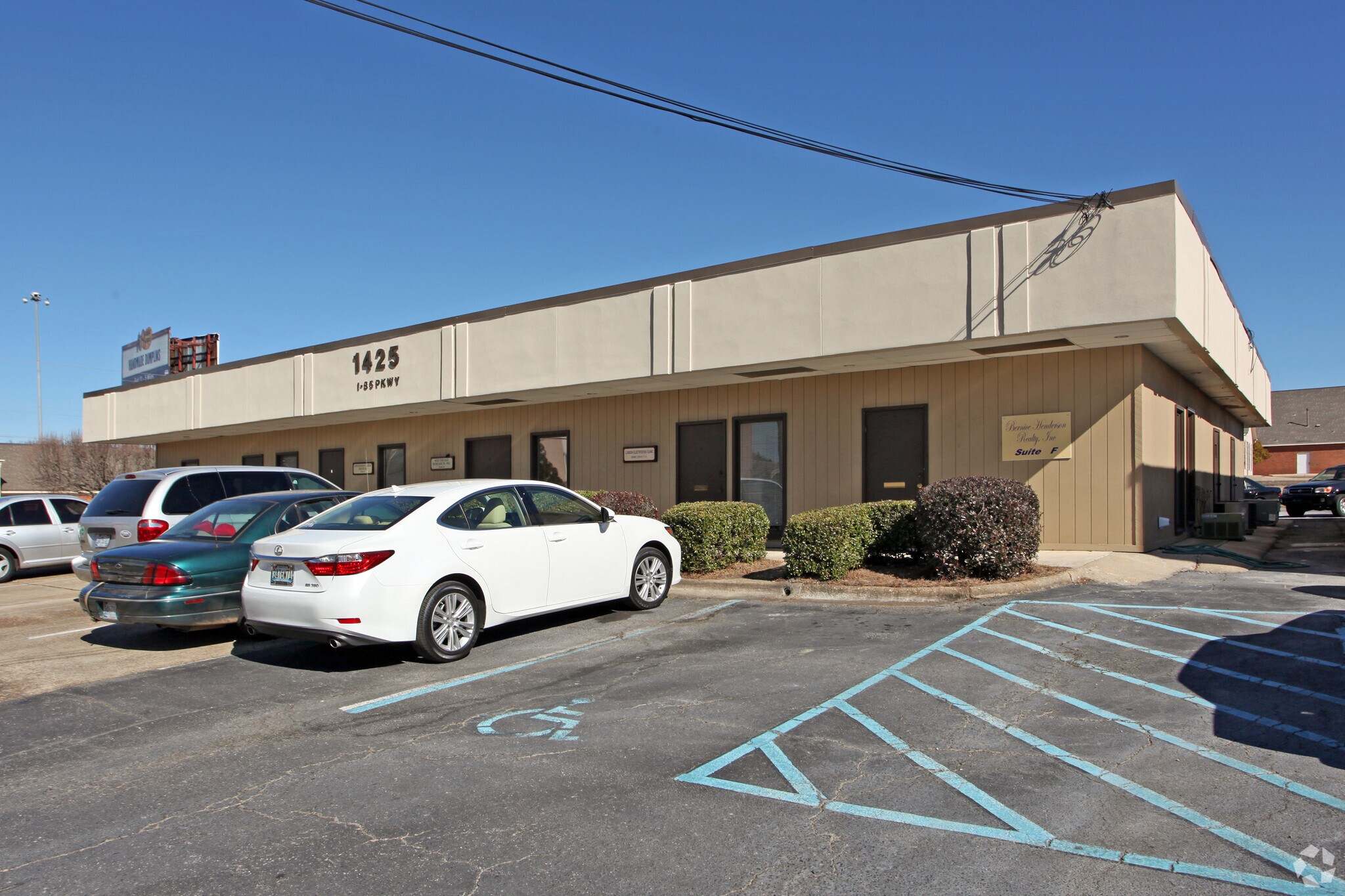 1425 I85 Pky, Montgomery, AL for lease Primary Photo- Image 1 of 3