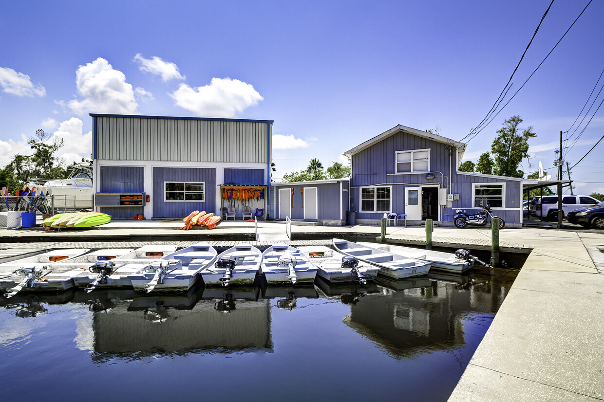 7154 Shoal Line Blvd, Spring Hill, FL for sale Building Photo- Image 1 of 45