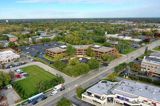 1 S 450 Summit Ave, Oakbrook Terrace, IL - Aérien  Vue de la carte - Image1