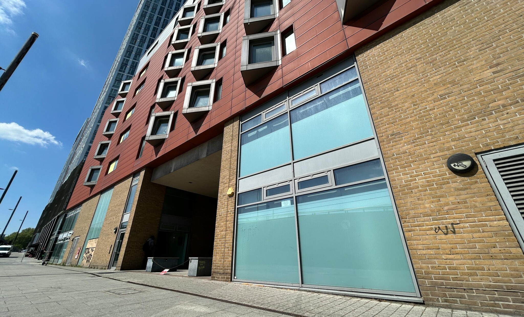 14C High St, London for lease Building Photo- Image 1 of 1