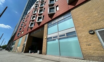 14C High St, London for lease Building Photo- Image 1 of 1