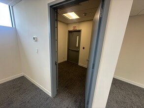 601-693 Sunrise Hwy, Lynbrook, NY for lease Building Photo- Image 2 of 12