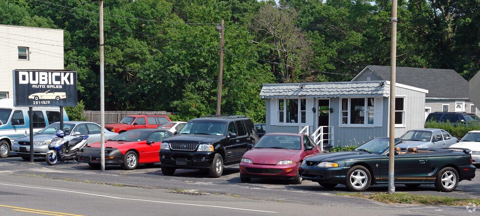 1540 Montauk Hwy, Mastic, NY for sale - Building Photo - Image 2 of 2