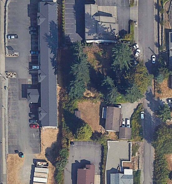 1414 2nd St SE, Puyallup, WA for sale - Primary Photo - Image 1 of 8