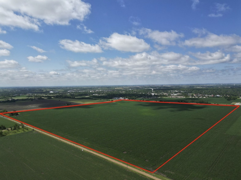 CR 409, Taylor, TX for sale - Building Photo - Image 3 of 5