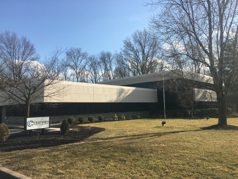 69 Readington Rd, Branchburg, NJ à louer - Photo du bâtiment - Image 2 de 39