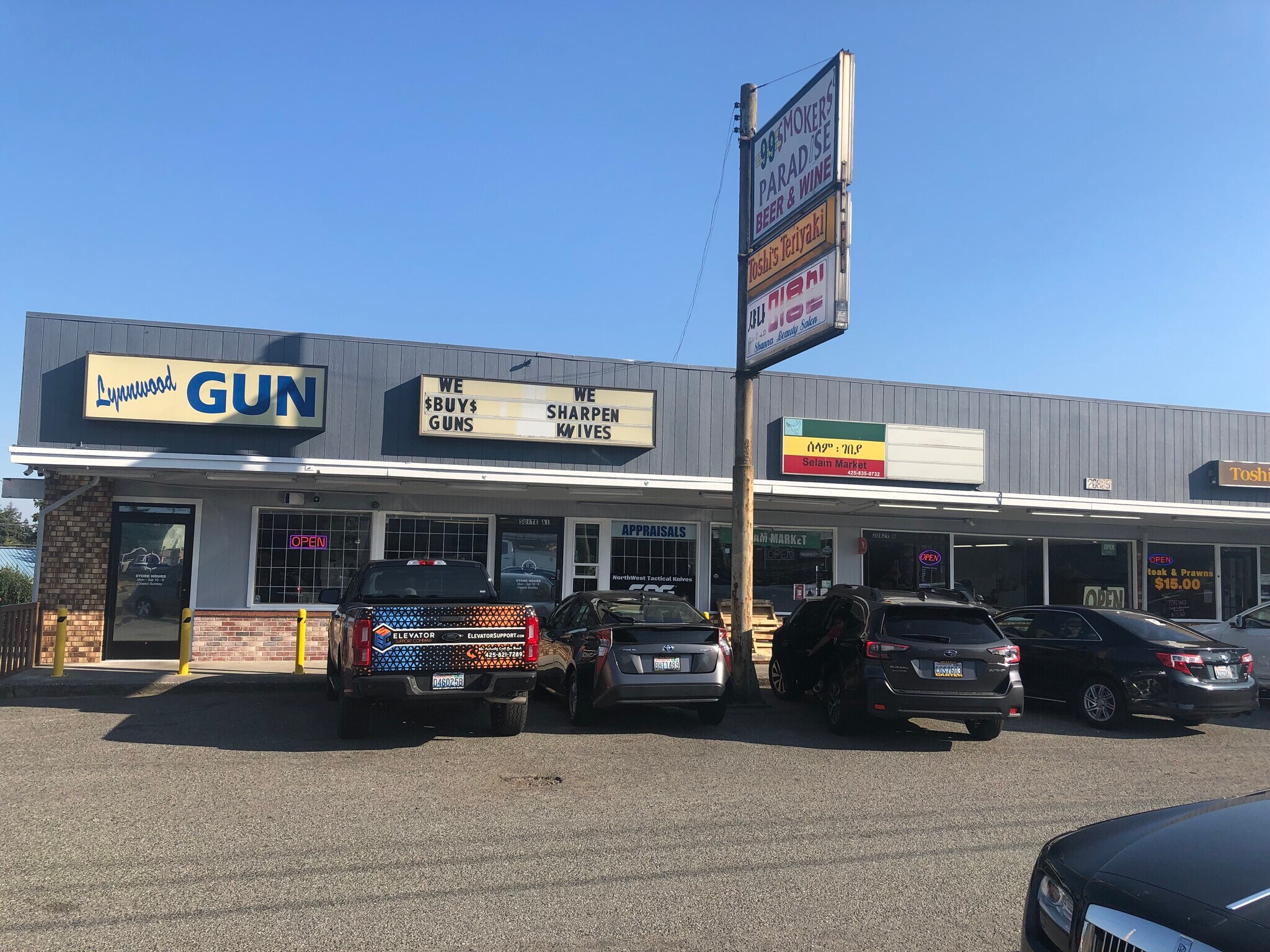 20829 Highway 99, Lynnwood, WA for sale Building Photo- Image 1 of 1