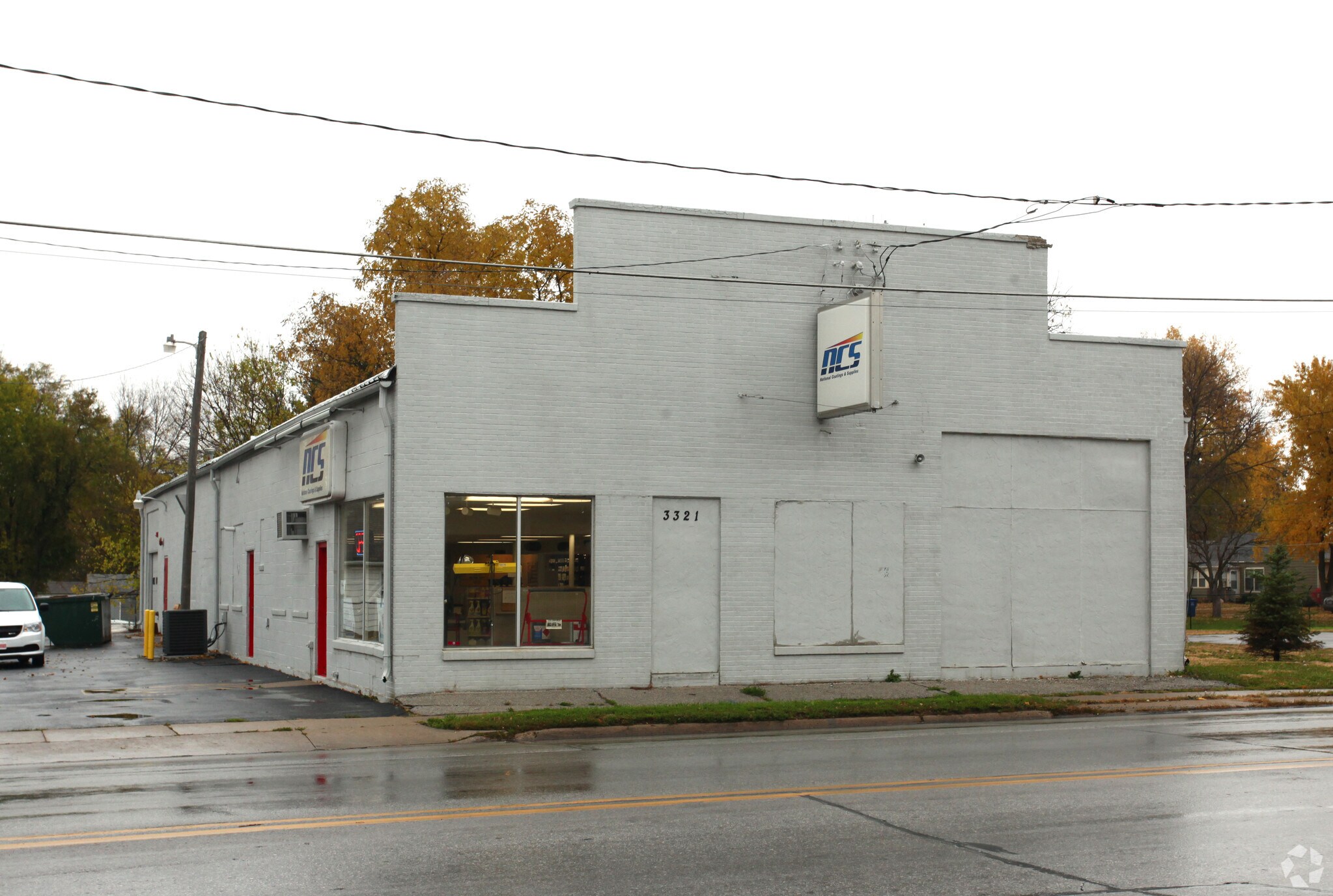 3321 E 14th St, Des Moines, IA for sale Primary Photo- Image 1 of 14