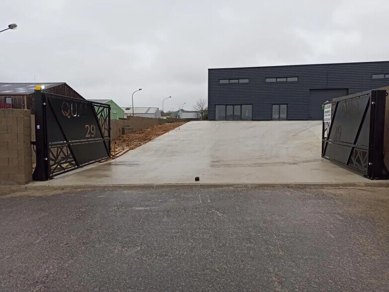 29 Rue Gutenberg, Magny-en-Vexin à louer - Photo du bâtiment - Image 2 de 9