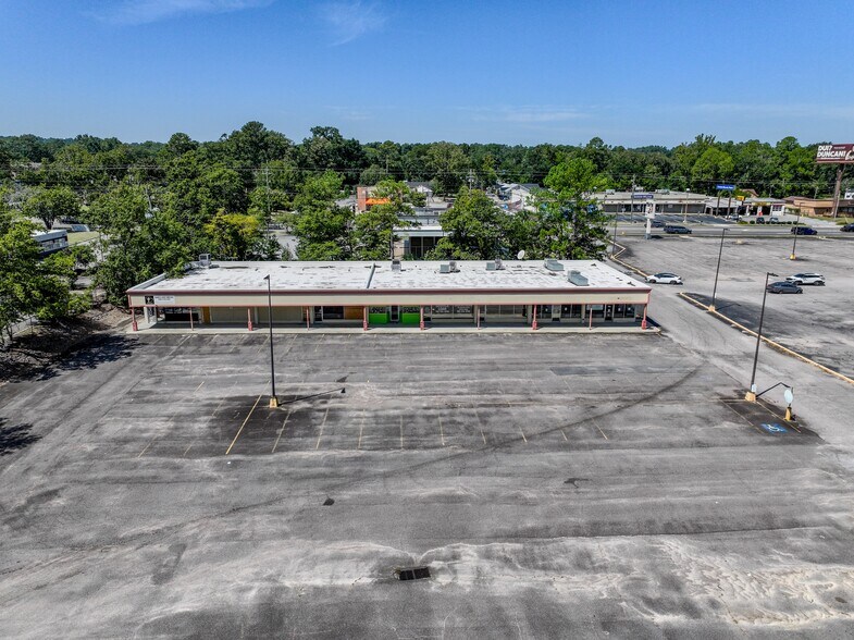 2700-2732 Peach Orchard Rd, Augusta, GA à louer - Photo du bâtiment - Image 2 de 2