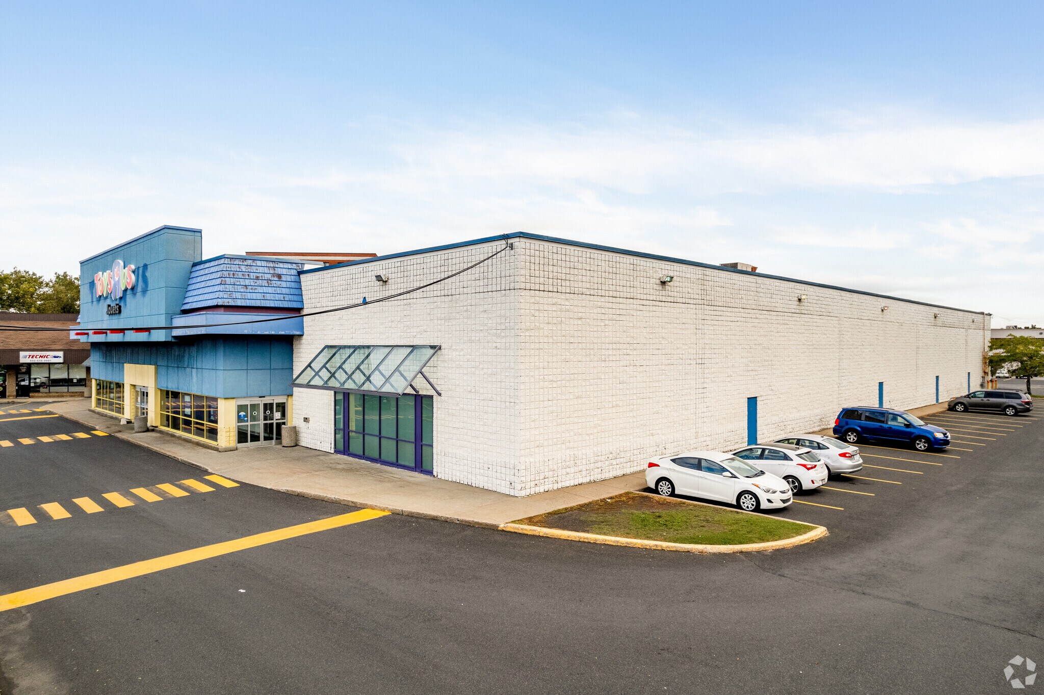 6855 Boul Taschereau, Brossard, QC à louer Photo principale- Image 1 de 4