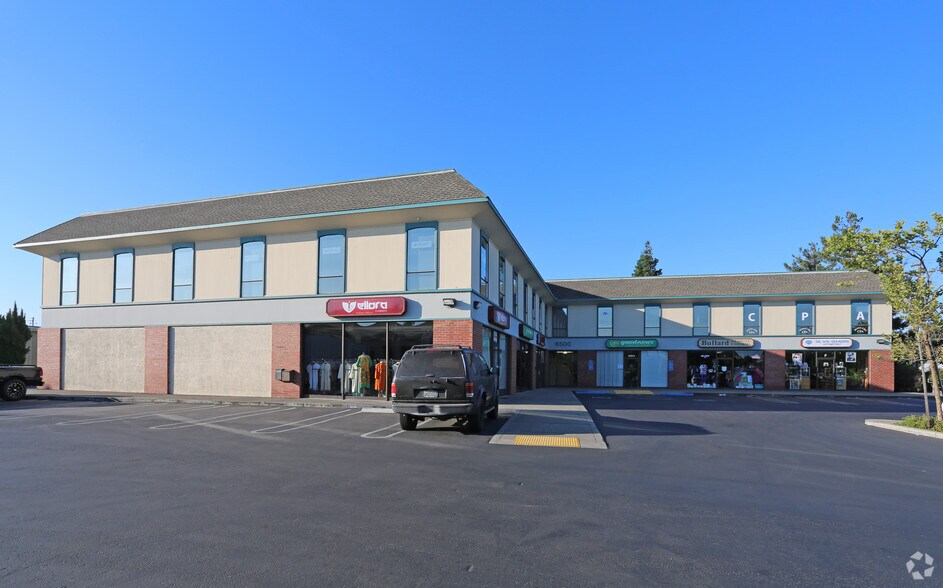 6500-6632 Dublin Blvd, Dublin, CA à louer - Photo du bâtiment - Image 2 de 7