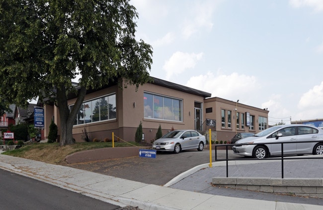 More details for 178 Louisa St, Kitchener, ON - Retail for Sale