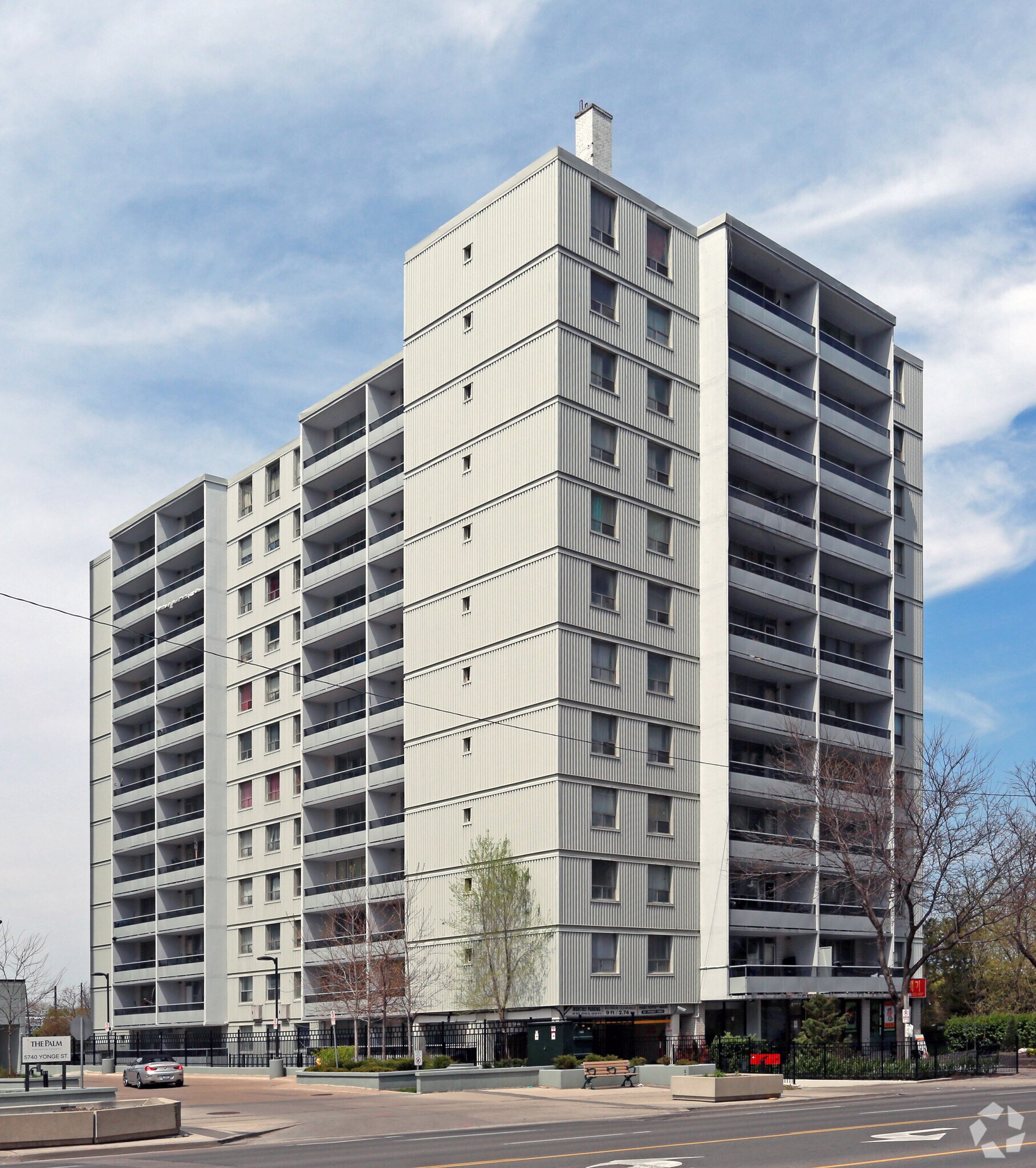 5754 Yonge St, Toronto, ON à vendre Photo principale- Image 1 de 1