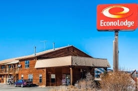 715 Highway 64 E, Eagle Nest, NM for sale Primary Photo- Image 1 of 28