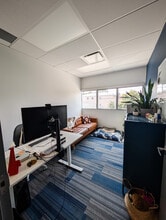 2705 Centre St NW, Calgary, AB à louer Photo intérieure- Image 2 de 13