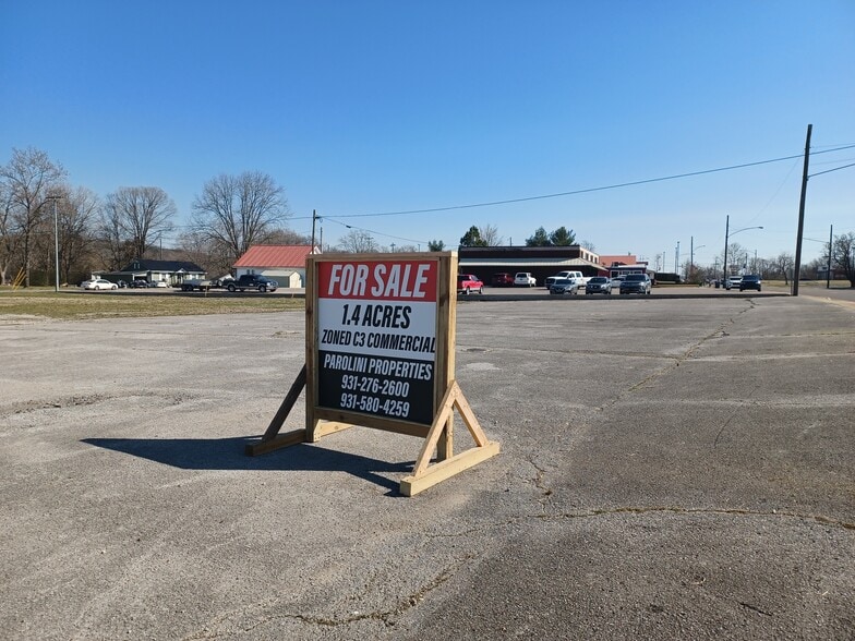 800 Huntsville Hwy, Fayetteville, TN à vendre - Photo du bâtiment - Image 3 de 4