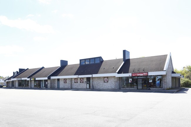 More details for 300 Plymouth St, Halifax, MA - Office/Retail, Retail for Lease